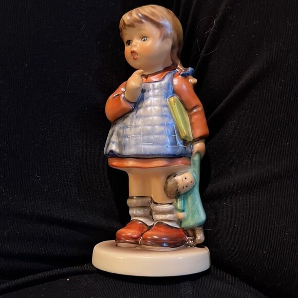Goebel Hummel #486 "I Wonder" Exclusive Edition (1990/91) TMK6 - Picture 5 of 7